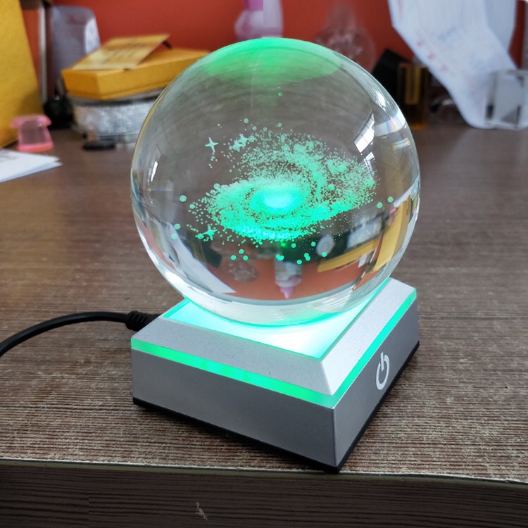 Esferas de Cristal con Base de Luz Led